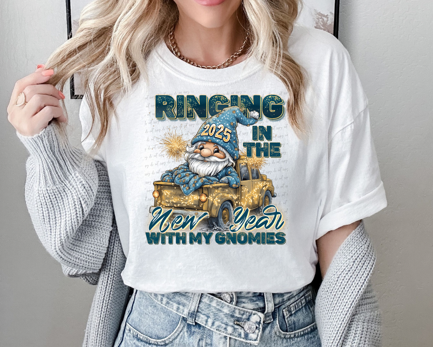 Ringing in the New Year with My Gnomies 2025 - TRANSFER (SS)