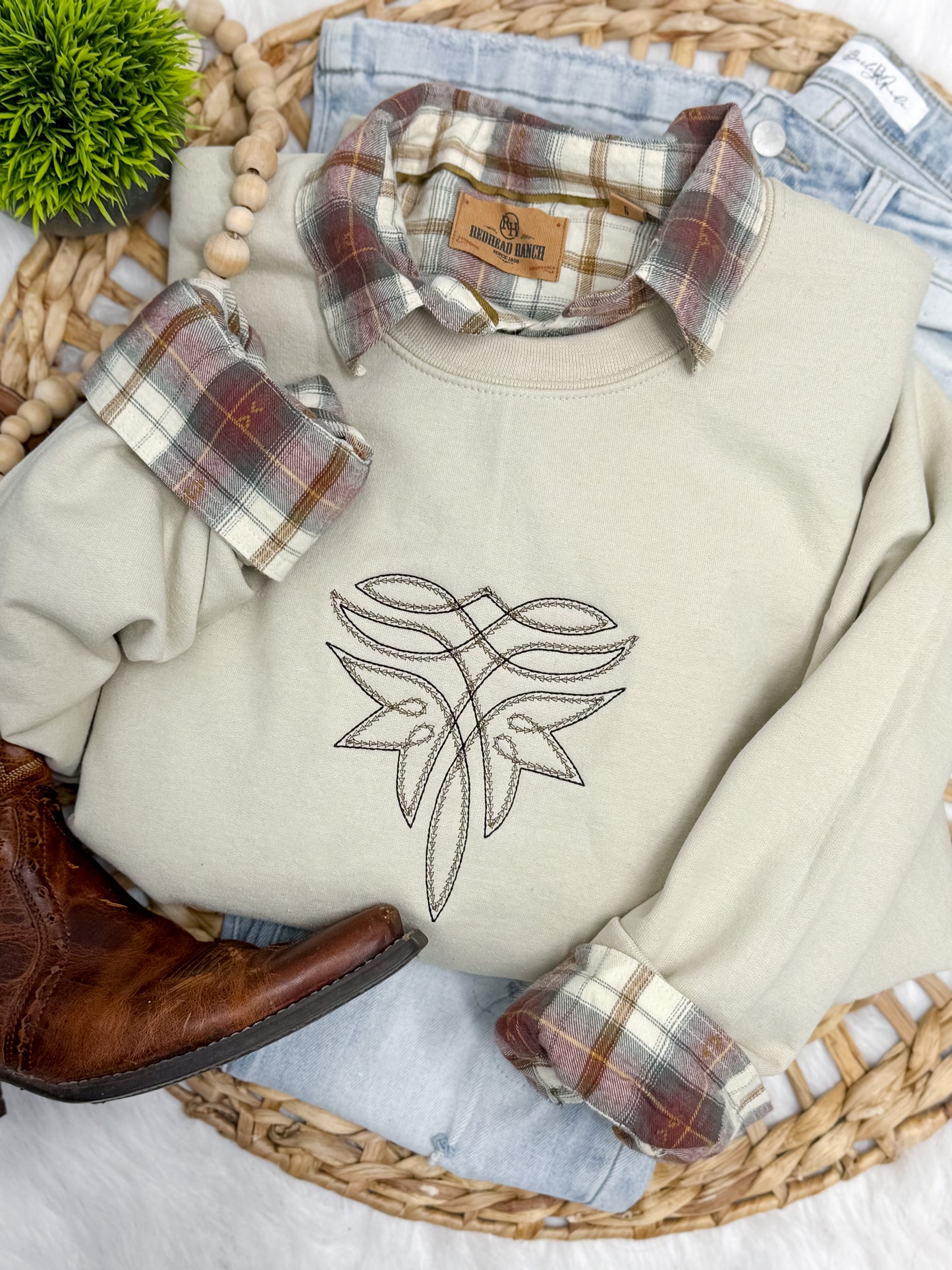 Boot stitch - EMBROIDERED SWEATSHIRT