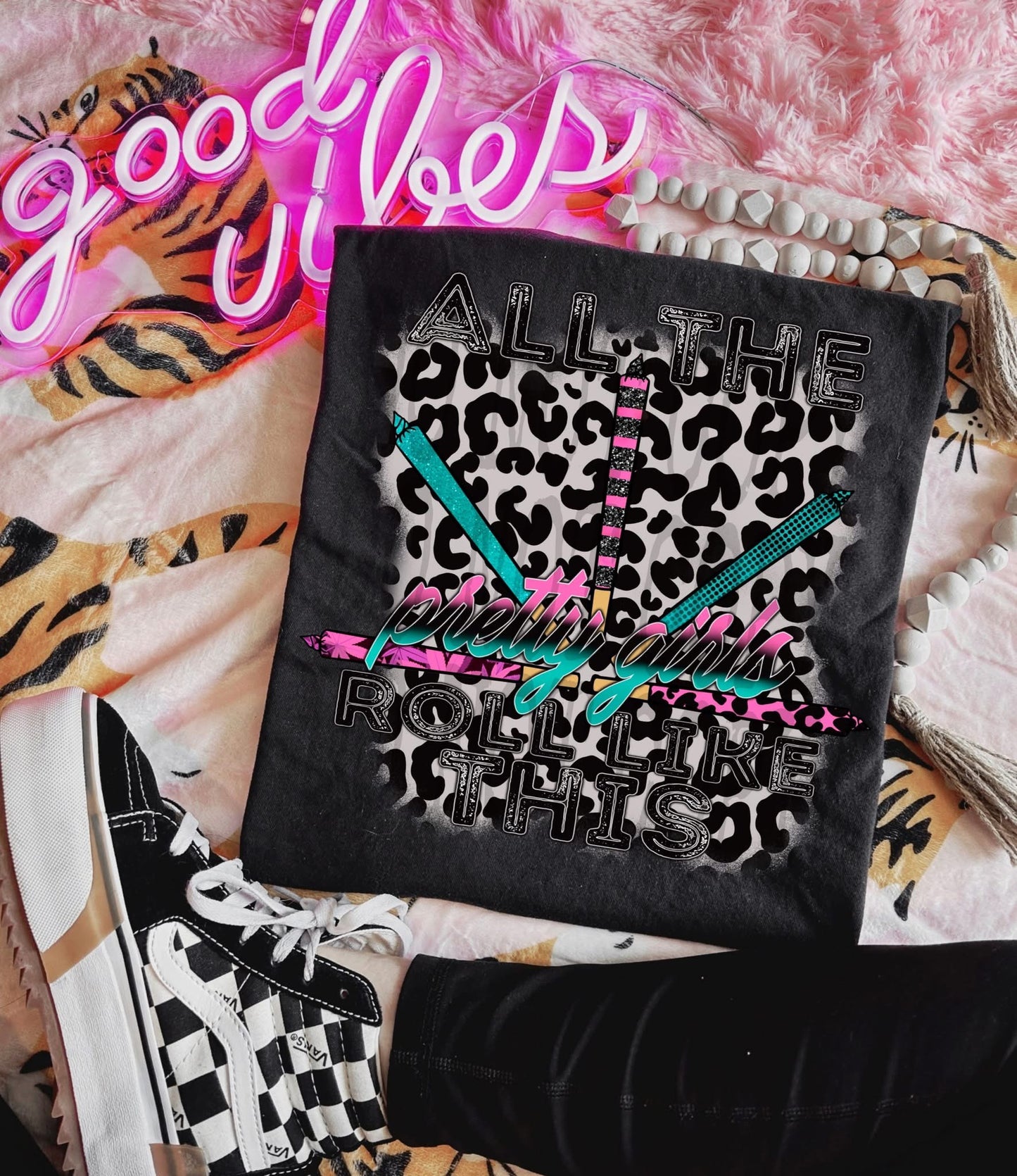 All The Pretty Girls Roll Like This / Leopard - TRANSFERS (DD)