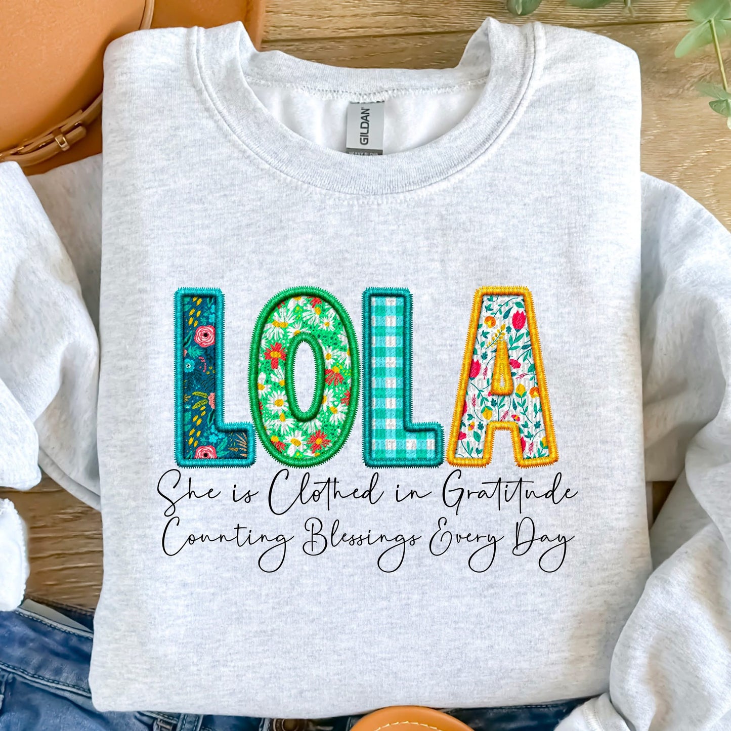 Lola - COMPLETED SWEATSHIRT
