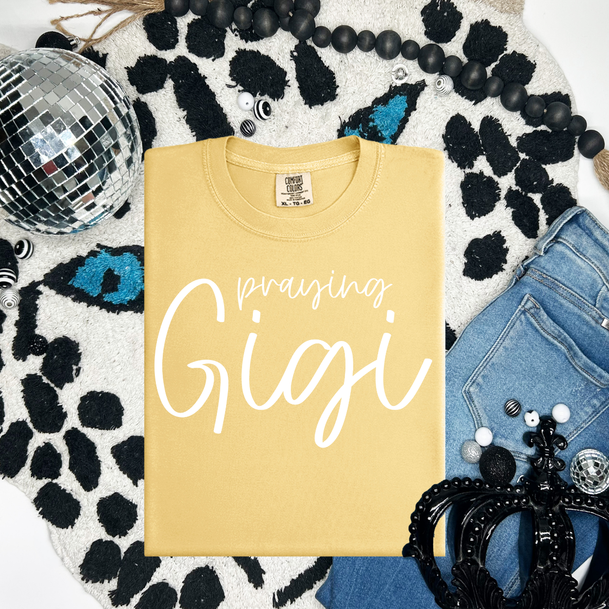 Praying Gigi / White - TRANSFER (OHDD)