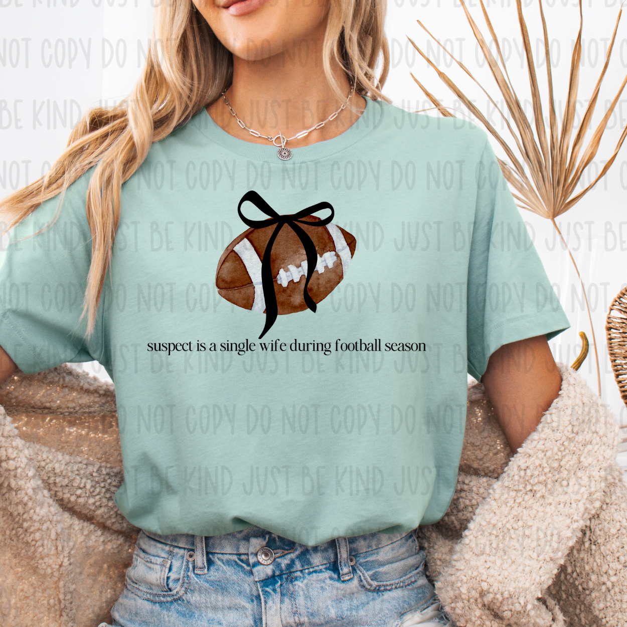 Suspect Is A Single Wife During Football Season - TRANSFERS (HO)