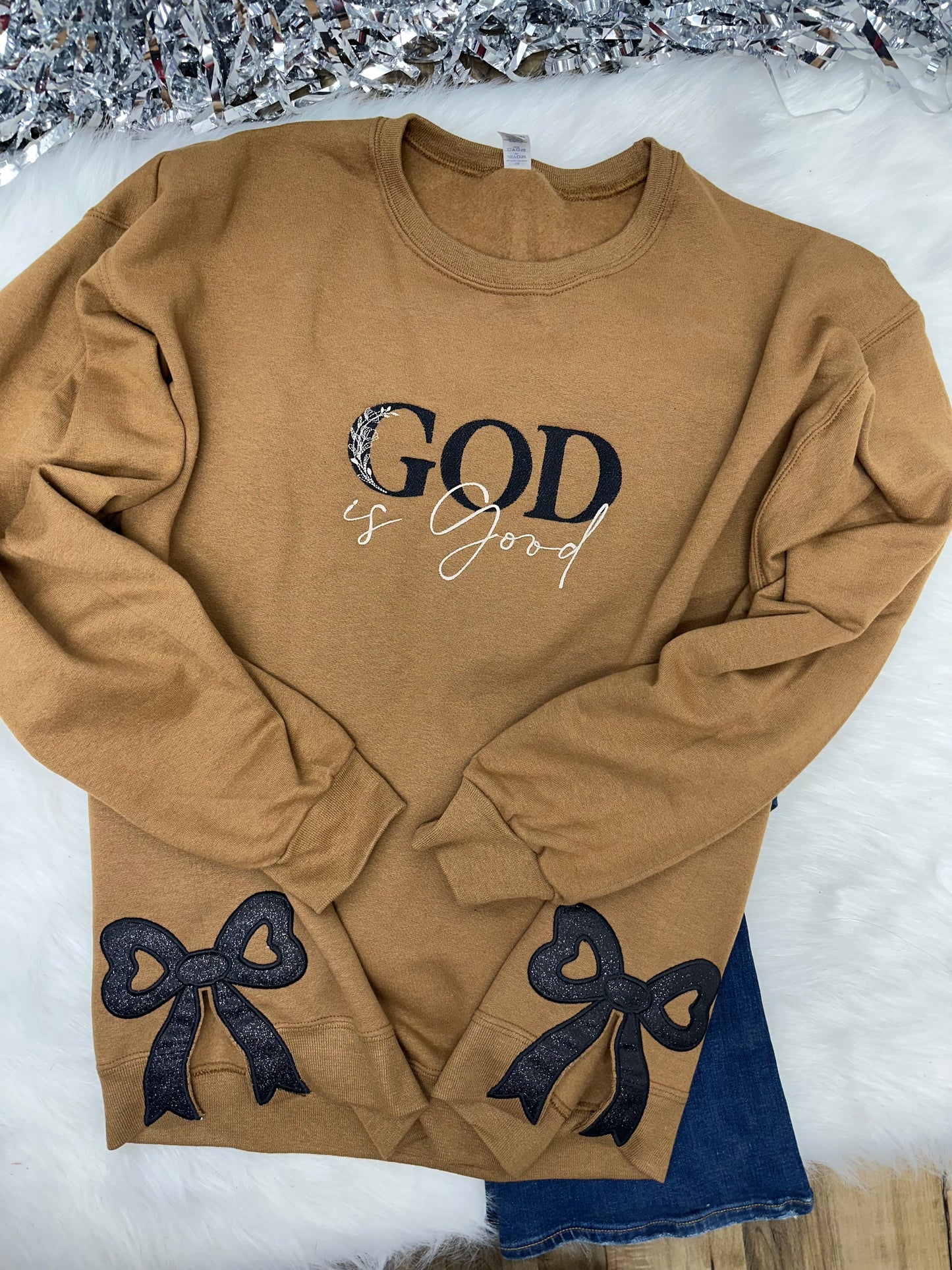 God is good - EMBROIDERED (PECAN)