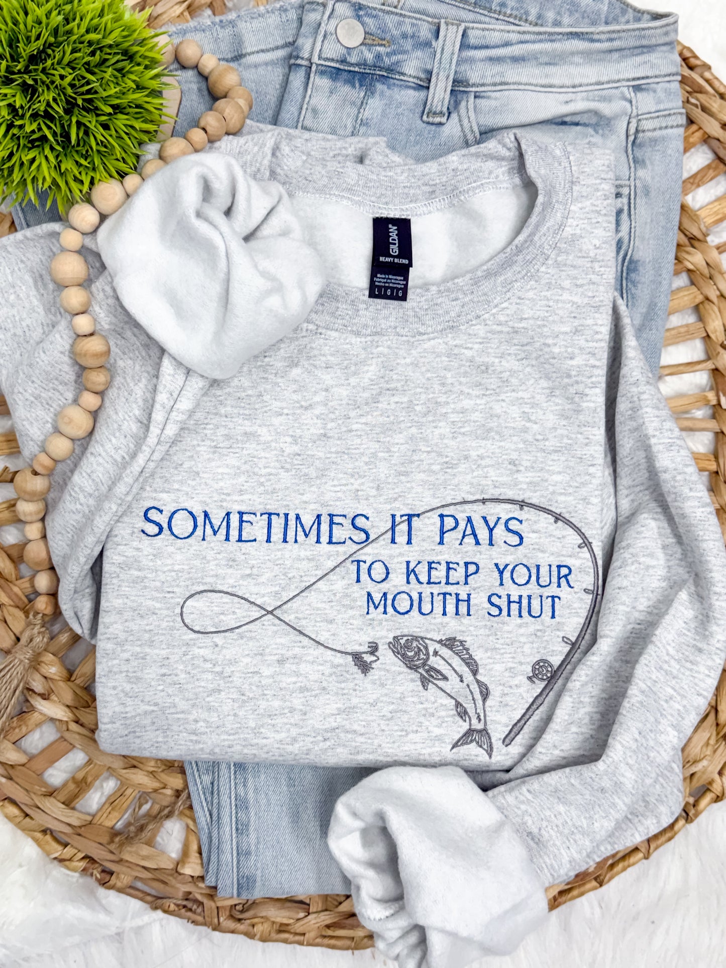 Sometimes it pays to keep your mouth shut-EMBROIDERED SWEATSHIRT