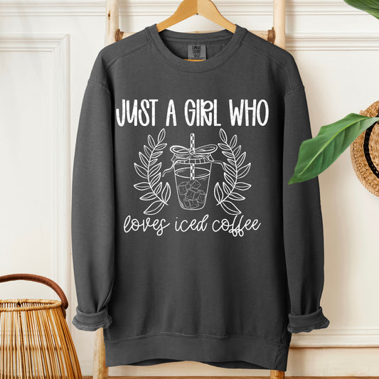 Just A Girl Who Loves Iced Coffee / White  - TRANSFER (SDD)