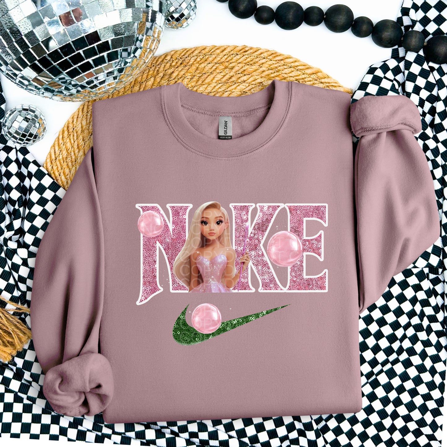 Nike Glinda With Green Logo -  TRANSFERS (TGG)