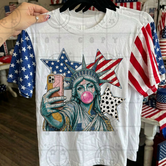 Lady Liberty Selfie - TRANSFER (HW)